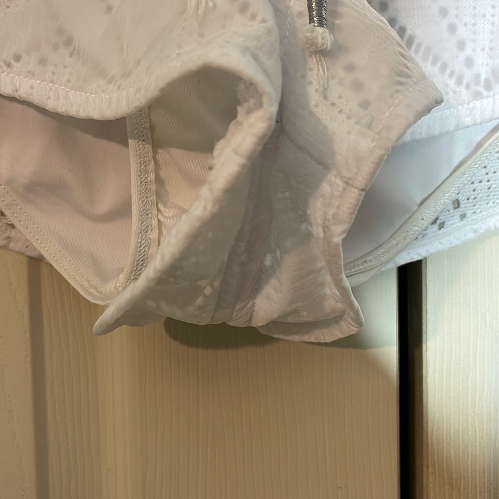 Free People FP Movement White Athletic Shorts Drawstring Waistband Small Y2K? - Picture 7 of 16